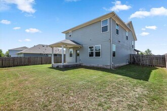 121 Emerald Pass, Unit 1707 in Kyle, TX - Building Photo - Building Photo