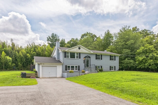 property at 15401 Gardner Rd