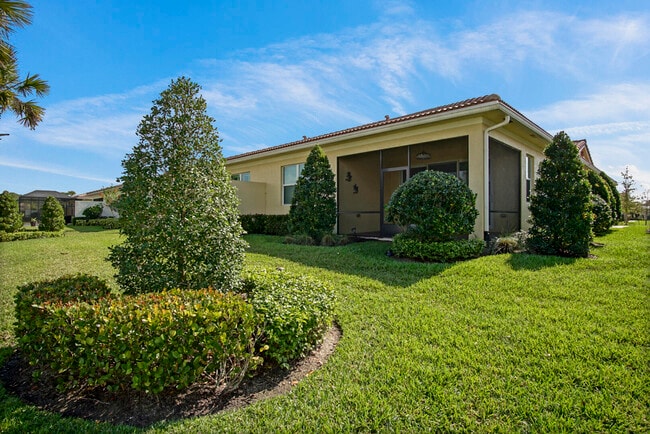 24060 SW Firenze Wy in Port St. Lucie, FL - Building Photo - Building Photo