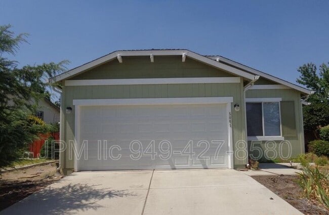 5065 Pradera St in Sparks, NV - Building Photo - Building Photo
