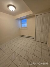 149 Waverly St in Yonkers, NY - Building Photo - Building Photo