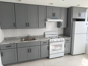 419 4th St in Union City, NJ - Building Photo - Building Photo