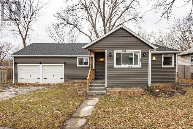1179 Prado Pl in Windsor, ON - Building Photo - Building Photo
