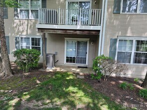 1403 Cypress Ln in East Brunswick, NJ - Building Photo - Building Photo