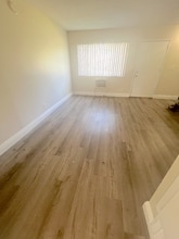 587 Silverwood Ave in Upland, CA - Foto de edificio - Building Photo