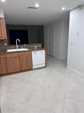991 Sevilla Cir in Weston, FL - Building Photo - Building Photo