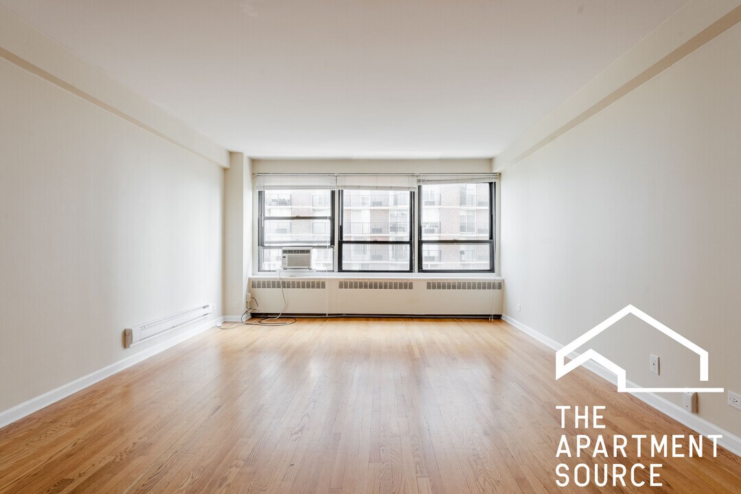 4180 N Marine Dr in Chicago, IL - Building Photo