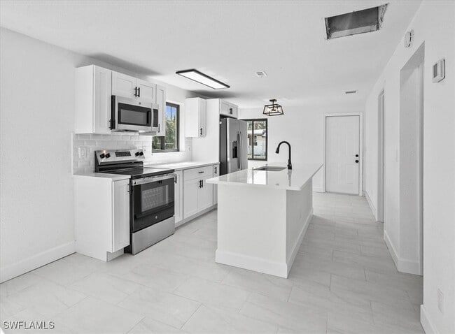 property at 3652 Hibiscus Ave