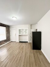 2238 S Homan Ave in Chicago, IL - Building Photo - Building Photo