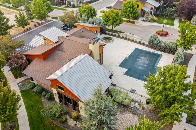 1271 E Lone Creek Dr in Eagle, ID - Building Photo - Building Photo