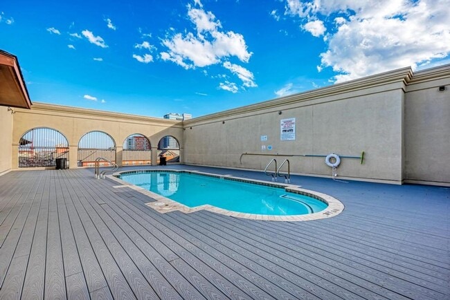 property at 2505 San Gabriel St