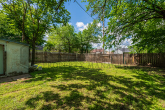 921 S Sedgwick St in Wichita, KS - Building Photo - Building Photo