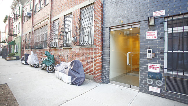 58 Stagg Street Apartments in Brooklyn, NY - Building Photo - Building Photo