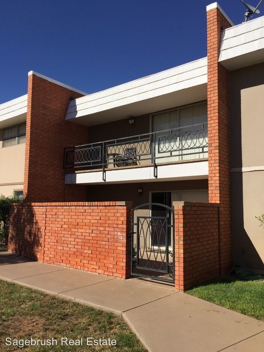 1400 Fairway Terrace-Unit -Unit 18 in Clovis, NM - Building Photo