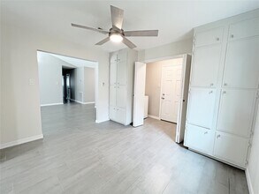 6210 Creekside Ln in League City, TX - Building Photo - Building Photo