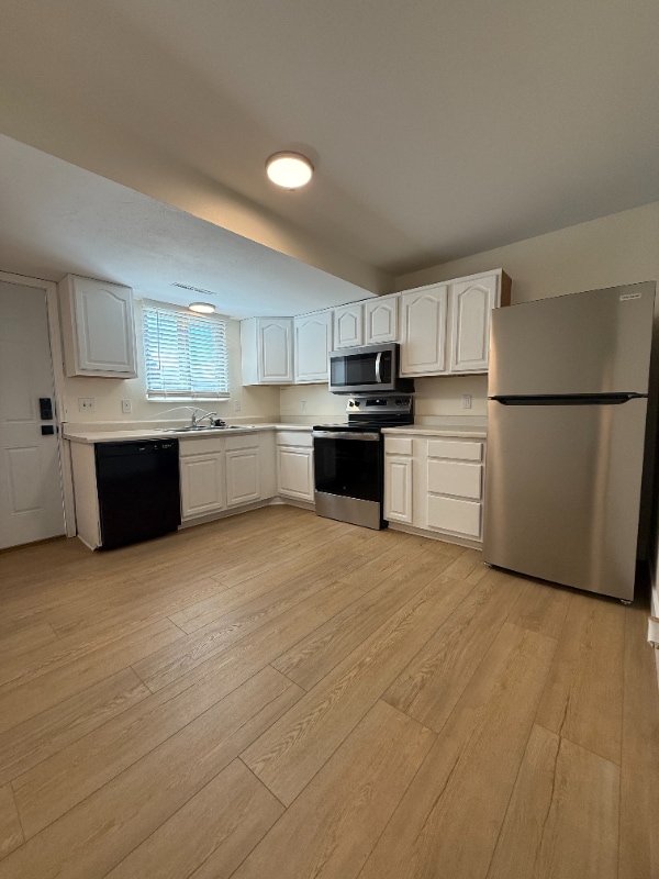 property at 201 W 975 N
