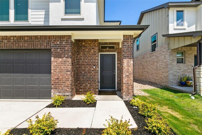 property at 615 Backstays Lp