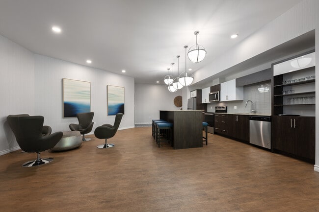 The Charles Apartments in Halifax, NS - Building Photo - Building Photo