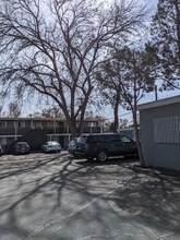 225 E Brookside St-Unit -4 in Colorado Springs, CO - Building Photo - Building Photo