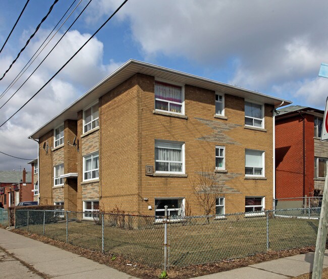2 Wesley St