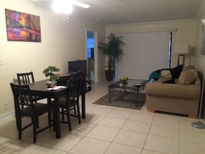 3180 Leewood Terrace, Unit L109 in Boca Raton, FL - Foto de edificio - Building Photo