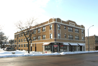 6301 Roosevelt Rd in Berwyn, IL - Building Photo - Building Photo