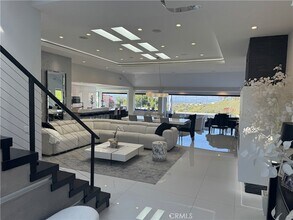 48 Drakes Bay Dr in Newport Beach, CA - Building Photo - Building Photo