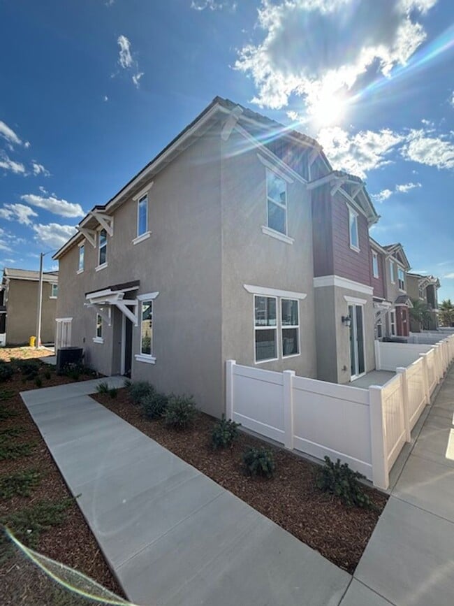 36351 Elizabeth Ln in Wildomar, CA - Building Photo - Building Photo