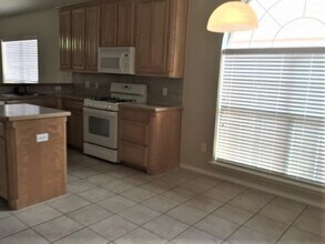 8963 River Falls Dr in Fort Worth, TX - Building Photo - Building Photo