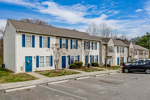 Del Ray Townhomes in Lynchburg, VA - Building Photo
