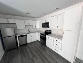 7111 Porcher Dr in Myrtle Beach, SC - Building Photo - Building Photo