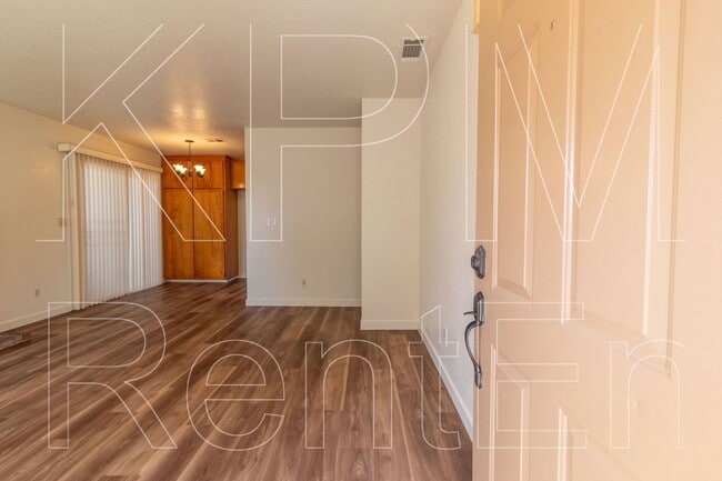 7248 Tristan Cir in Stockton, CA - Building Photo - Building Photo