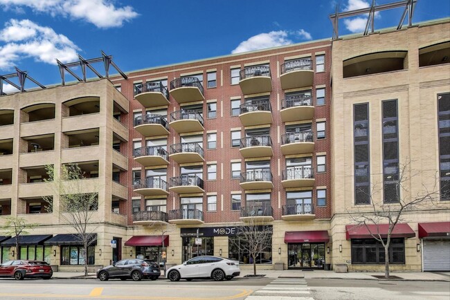 property at 1301 W Madison St