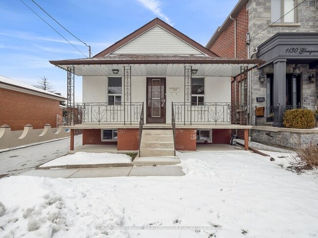 property at 1132 Glengrove Ave W