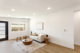 820 Iris Ave in Imperial Beach, CA - Building Photo - Building Photo