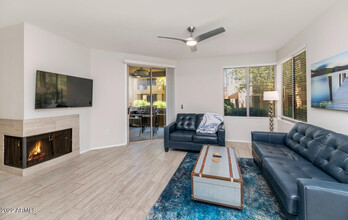 1411 E Orangewood Ave in Phoenix, AZ - Building Photo - Building Photo