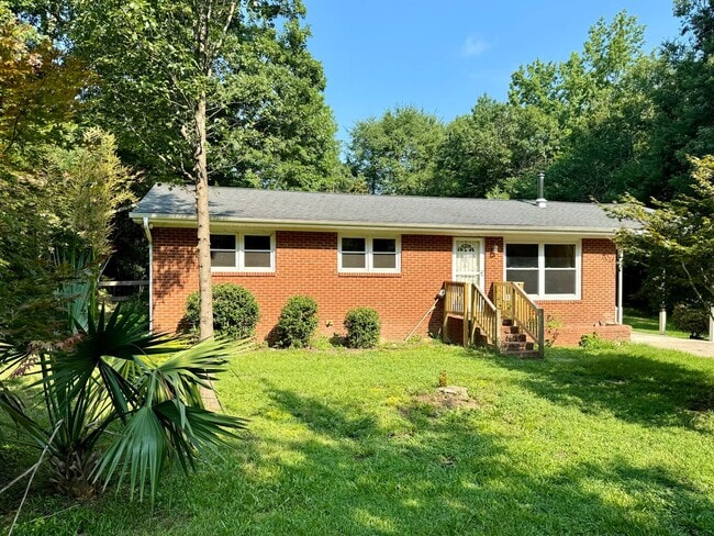property at 1608 Riverview Rd