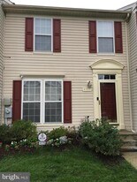 8376 Frostwood Dr in Laurel, MD - Building Photo