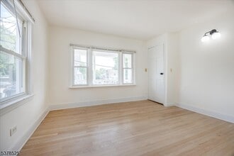 6 Dey St in Montclair, NJ - Building Photo - Building Photo