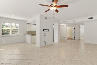 6637 Alden Woods Cir in Naples, FL - Building Photo - Building Photo