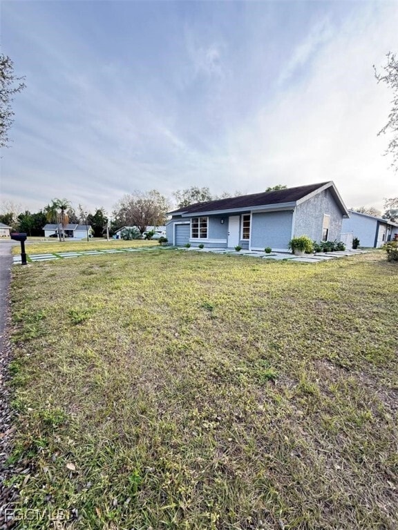 property at 2005 Mariner Ct