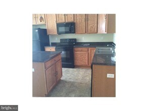 130 Nob Hill Rd in Dover, DE - Building Photo - Building Photo