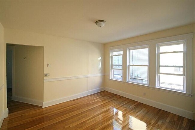 177 Boston Ave, Unit 1 in Somerville, MA - Building Photo - Building Photo