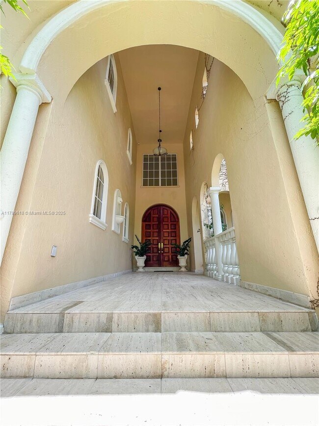 194 Caoba Ct in Coral Gables, FL - Building Photo - Building Photo