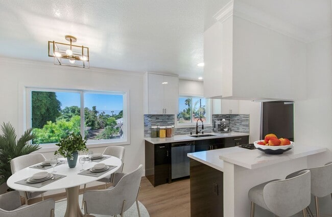 property at 117 Avenida Algodon