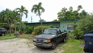 2012 NE 3rd Ter in Wilton Manors, FL - Building Photo - Building Photo