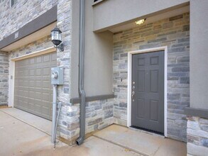 3503 Summerway Dr in College Station, TX - Building Photo - Building Photo