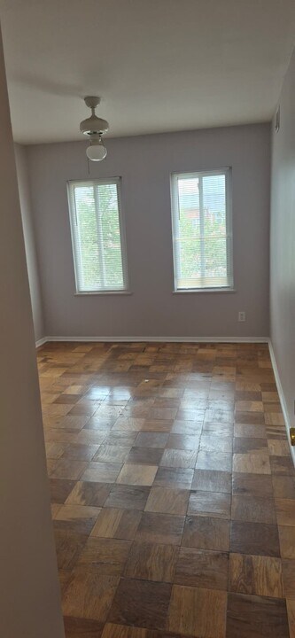 5050 7th Rd S, Unit 301 in Arlington, VA - Building Photo