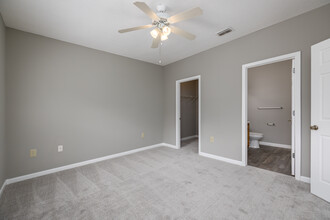 Magnolia Lake in Carrollton, GA - Foto de edificio - Interior Photo