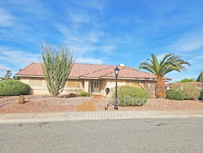 1900 S Vineyard Dr E in Pahrump, NV - Building Photo - Building Photo